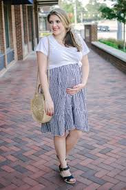 ENJOY YOUR FIRST MOTHER'S DAY WITH CUTE MATERNITY CLOTHES